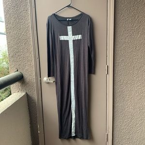 Long dress with cross